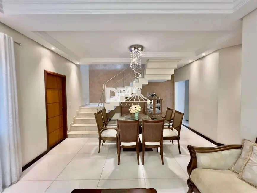 Casa de Condomínio com 4 quartos à venda, 400m2 em Setor Habitacional Vicente Pires, Brasilia - DF - imagem 6 Foto 6 de Casa de Condomínio com 4 quartos à venda, 400m2 em Setor Habitacional Vicente Pires, Brasilia - DF