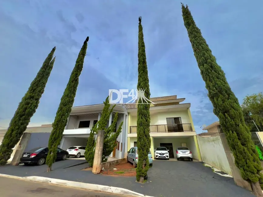 Casa de Condomínio com 4 quartos à venda, 400m2 em Setor Habitacional Vicente Pires, Brasilia - DF - imagem 2 Foto 2 de Casa de Condomínio com 4 quartos à venda, 400m2 em Setor Habitacional Vicente Pires, Brasilia - DF