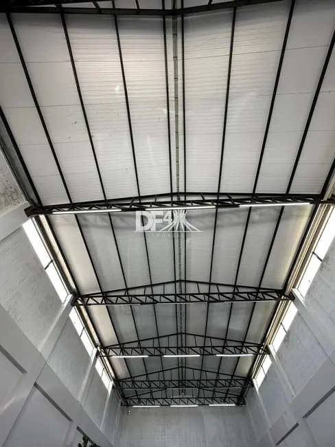 Foto 2 de Armazém / Galpão à venda, 600m2 em Brasilia - DF