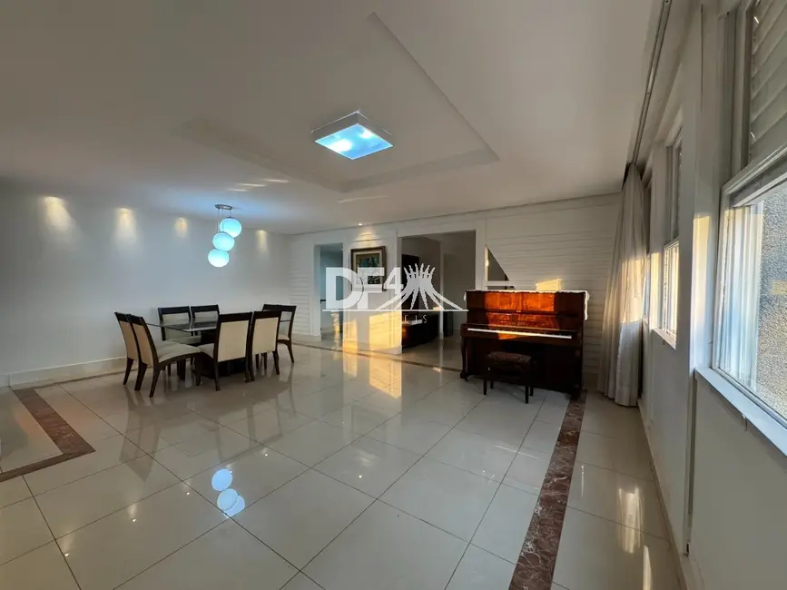 Apartamento com 3 quartos para alugar, 175m2 em Asa Sul, Brasilia - DF - imagem 9 Foto 9 de Apartamento com 3 quartos para alugar, 175m2 em Asa Sul, Brasilia - DF