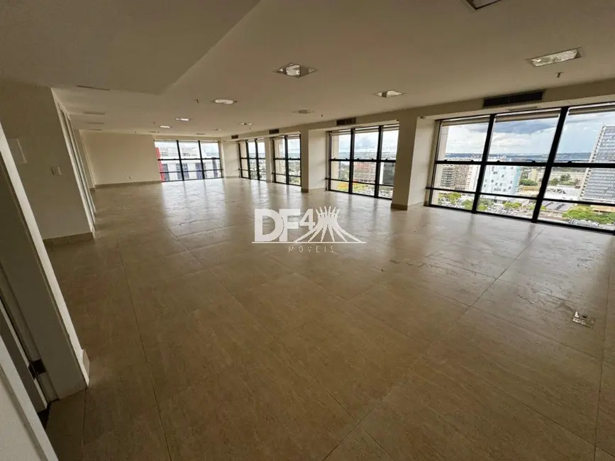 Foto 9 de Sala Comercial para alugar, 206m2 em Cruzeiro Novo, Brasilia - DF