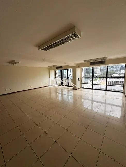 Foto 6 de Sala Comercial para alugar, 75m2 em Cruzeiro Novo, Brasilia - DF
