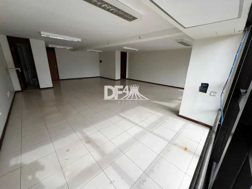 Foto 7 de Sala Comercial para alugar, 75m2 em Cruzeiro Novo, Brasilia - DF
