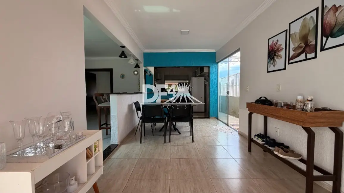Casa de Condomínio com 3 quartos à venda, 650m2 em Brasilia - DF - imagem 4 Foto 4 de Casa de Condomínio com 3 quartos à venda, 650m2 em Brasilia - DF