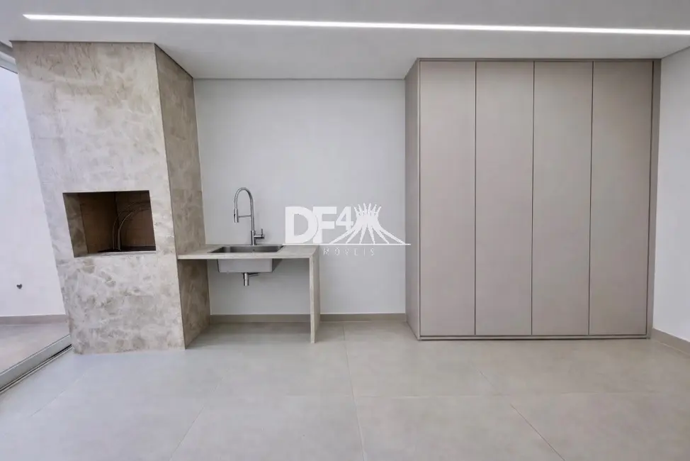 Casa de Condomínio com 3 quartos à venda, 370m2 em Setor Habitacional Arniqueira (Águas Claras), Brasilia - DF - imagem 6 Foto 6 de Casa de Condomínio com 3 quartos à venda, 370m2 em Setor Habitacional Arniqueira (Águas Claras), Brasilia - DF