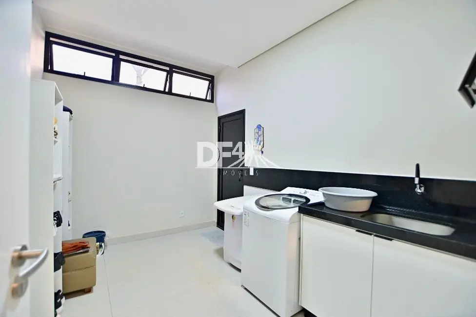 Foto 9 de Casa de Condomínio com 4 quartos à venda, 5000m2 em Park Way, Brasilia - DF