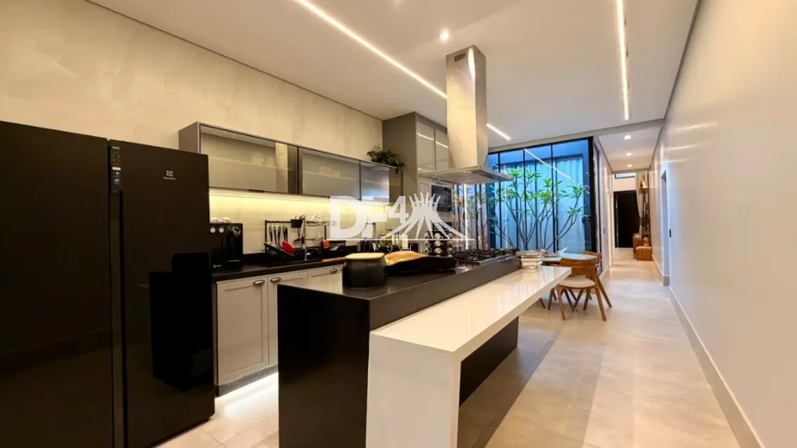Foto 7 de Casa de Condomínio com 3 quartos à venda, 400m2 em Setor Habitacional Vicente Pires, Brasilia - DF