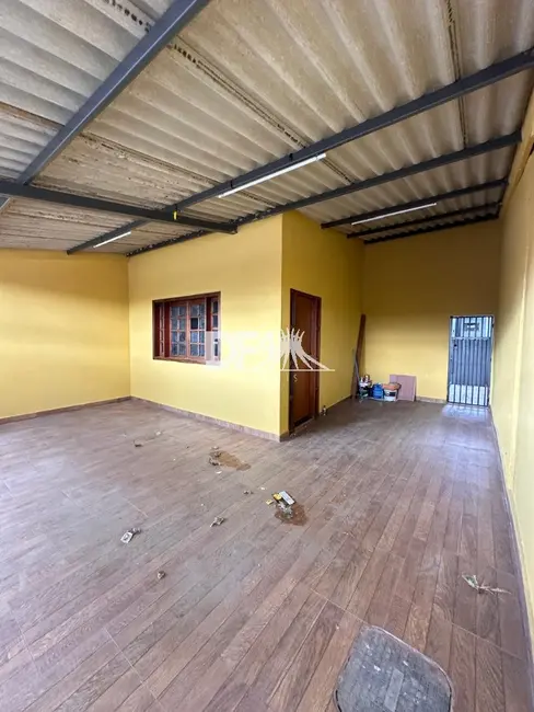 Casa com 3 quartos para alugar, 126m2 em Ceilândia Norte (Ceilândia), Brasilia - DF - imagem 1 Foto 1 de Casa com 3 quartos para alugar, 126m2 em Ceilândia Norte (Ceilândia), Brasilia - DF