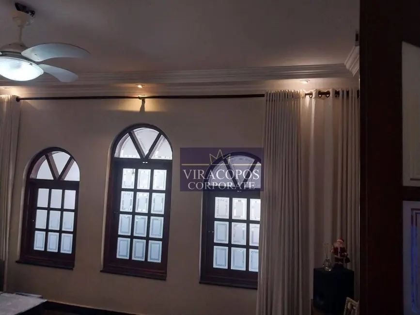 Casa com 3 quartos à venda, 250m2 em Jardim Yeda, Campinas - SP - imagem 5 Foto 5 de Casa com 3 quartos à venda, 250m2 em Jardim Yeda, Campinas - SP