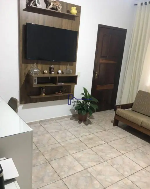 Foto 2 de Casa com 2 quartos à venda, 150m2 em Atibaia Jardim, Atibaia - SP
