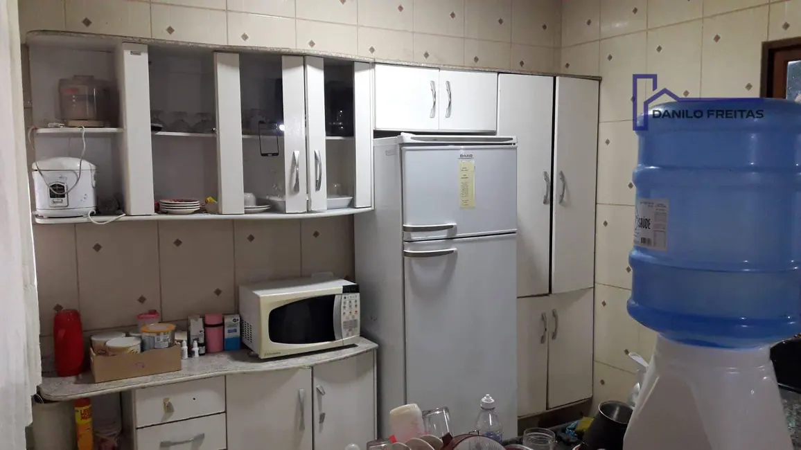 Foto 8 de Casa com 2 quartos à venda, 175m2 em Atibaia - SP