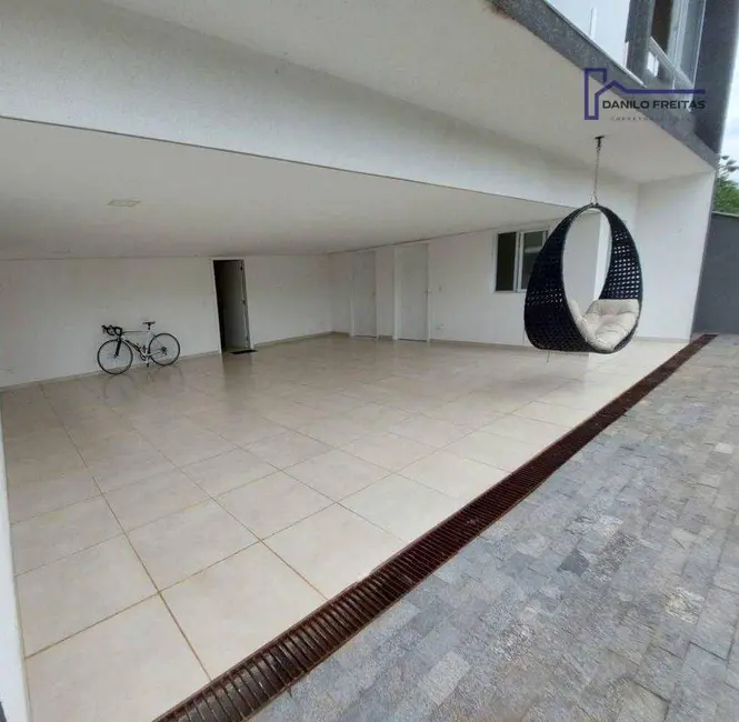 Foto 3 de Casa com 3 quartos à venda, 1350m2 em Jardim Centenário, Atibaia - SP