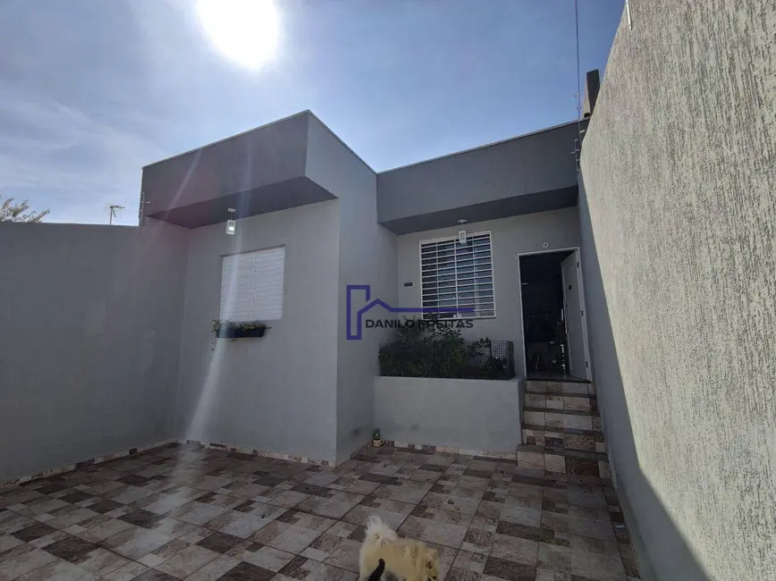 Casa com 3 quartos à venda, 175m2 em Atibaia - SP - imagem 4 Foto 4 de Casa com 3 quartos à venda, 175m2 em Atibaia - SP