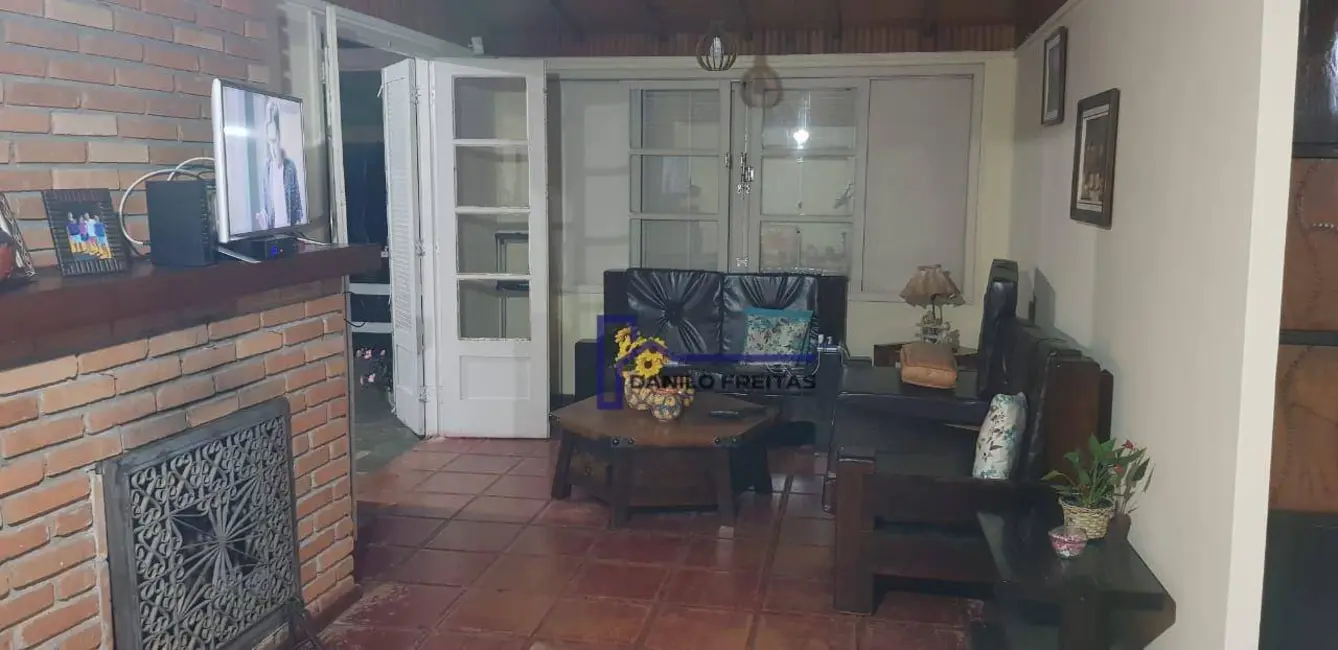 Casa com 4 quartos à venda, 1603m2 em Jardim Itaperi, Atibaia - SP - imagem 9 Foto 9 de Casa com 4 quartos à venda, 1603m2 em Jardim Itaperi, Atibaia - SP