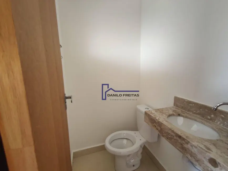 Foto 8 de Casa com 3 quartos à venda, 188m2 em Jardim do Lago, Atibaia - SP