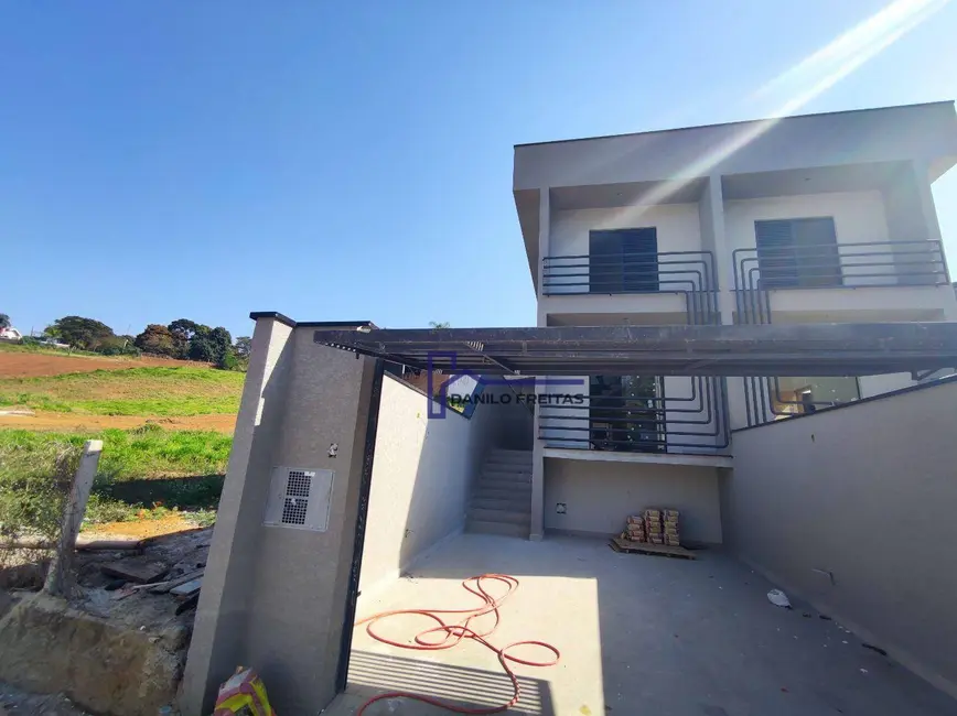 Foto 4 de Casa com 3 quartos à venda, 200m2 em Jardim do Lago, Atibaia - SP