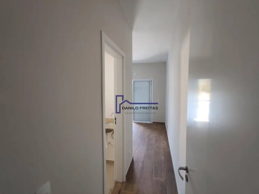 Foto 9 de Casa com 3 quartos à venda, 160m2 em Recreio Maristela, Atibaia - SP