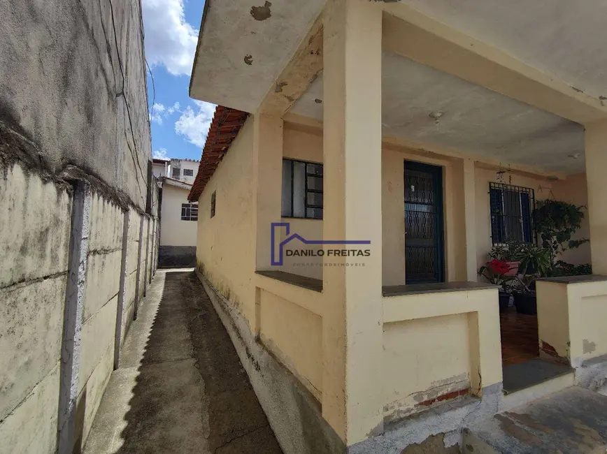 Foto 8 de Casa com 2 quartos à venda, 360m2 em Alvinópolis, Atibaia - SP