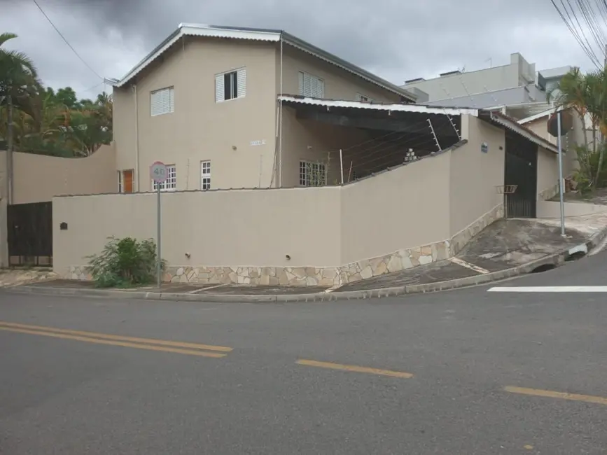 Casa com 4 quartos à venda, 350m2 em Jardim Paulista, Atibaia - SP - imagem 3 Foto 3 de Casa com 4 quartos à venda, 350m2 em Jardim Paulista, Atibaia - SP