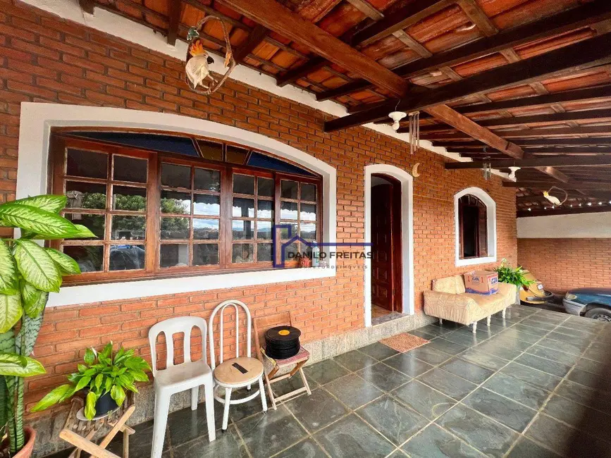 Foto 5 de Casa com 3 quartos à venda, 360m2 em Jardim dos Pinheiros, Atibaia - SP