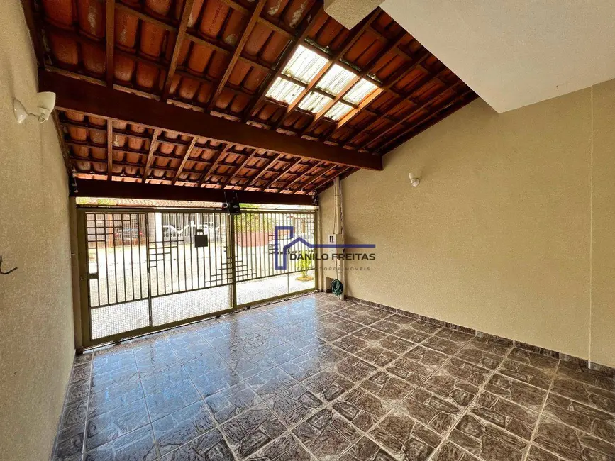 Foto 5 de Casa com 3 quartos à venda, 138m2 em Jardim Alvinópolis, Atibaia - SP