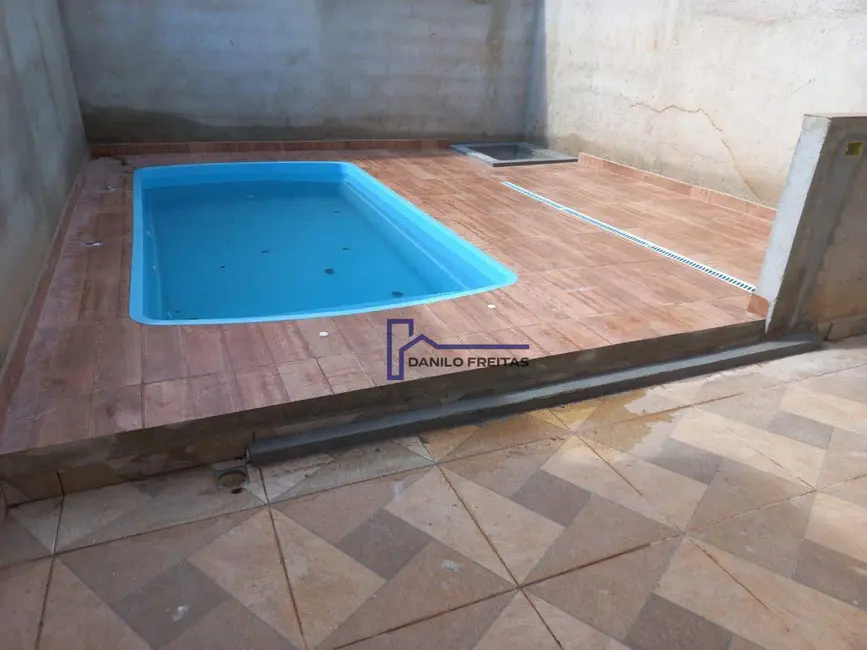 Foto 4 de Casa com 2 quartos à venda, 125m2 em Jardim das Palmeiras, Atibaia - SP