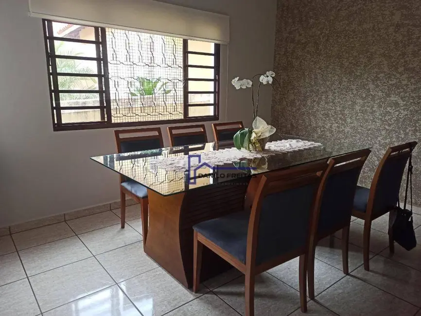 Casa com 3 quartos à venda, 390m2 em Atibaia - SP - imagem 7 Foto 7 de Casa com 3 quartos à venda, 390m2 em Atibaia - SP