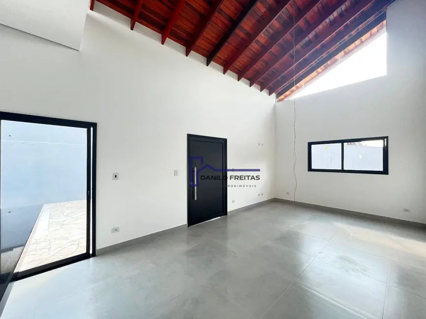 Foto 7 de Casa com 3 quartos à venda, 230m2 em Jardim Estância Brasil, Atibaia - SP