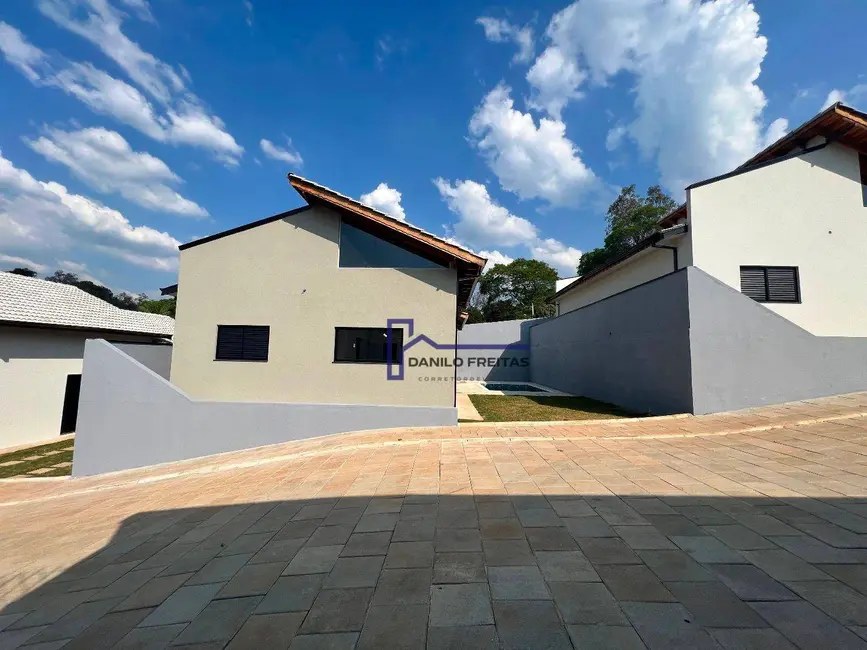 Foto 3 de Casa com 3 quartos à venda, 230m2 em Jardim Estância Brasil, Atibaia - SP