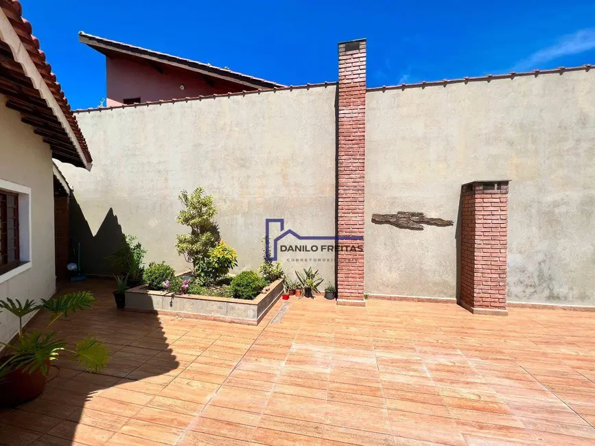 Foto 9 de Chácara com 6 quartos à venda, 1390m2 em Piracaia - SP