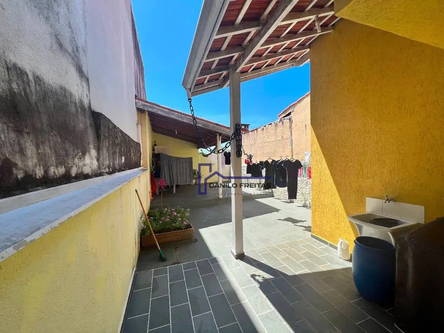 Foto 4 de Casa com 2 quartos à venda, 150m2 em Atibaia - SP