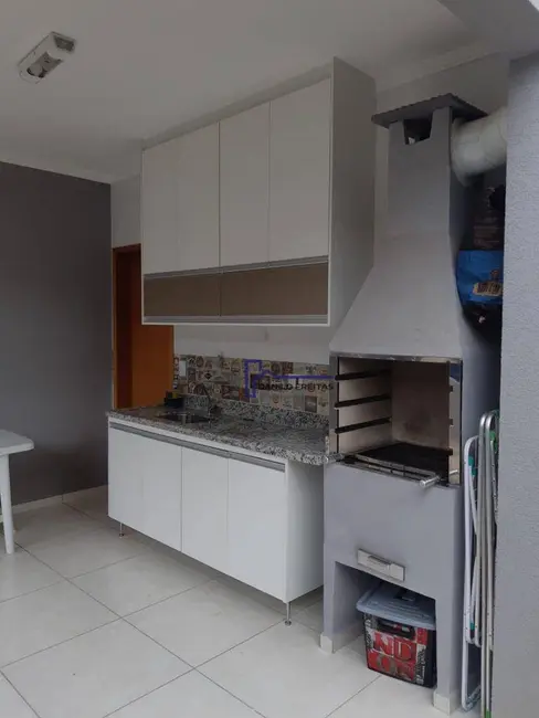Foto 2 de Casa com 3 quartos à venda, 150m2 em Jardim Maristela, Atibaia - SP