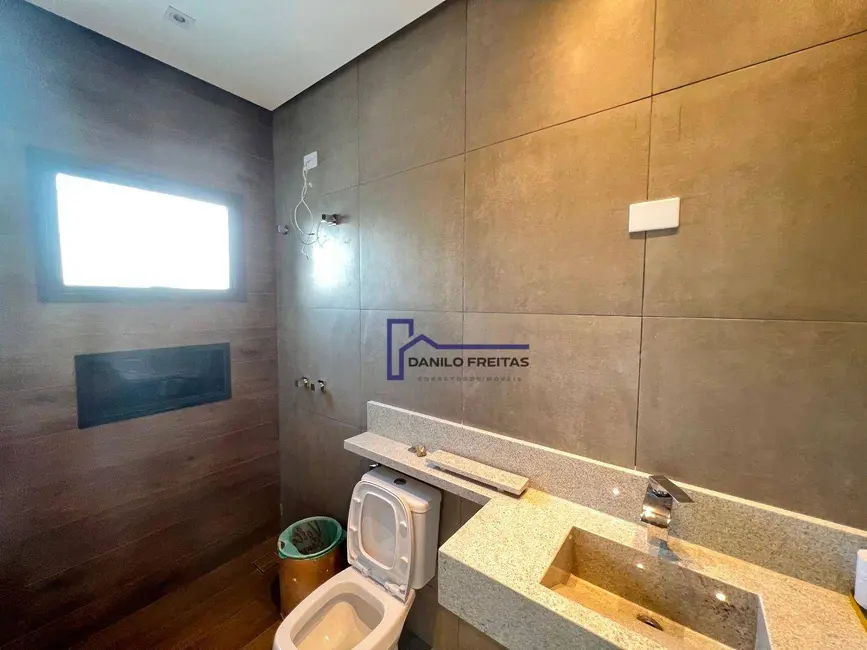 Foto 5 de Casa de Condomínio com 3 quartos à venda, 360m2 em Rio Abaixo, Atibaia - SP