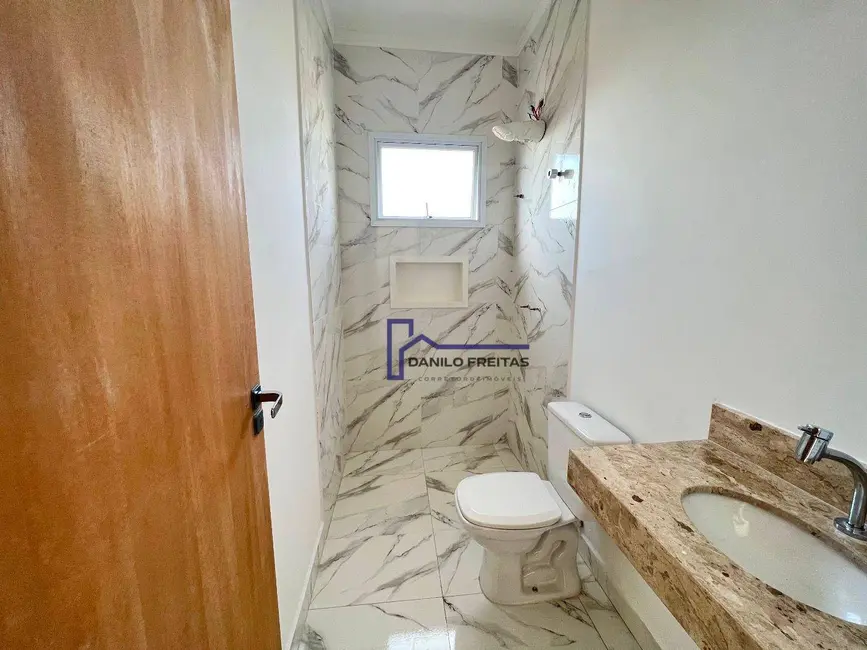 Foto 9 de Casa com 3 quartos à venda, 260m2 em Jardim do Lago, Atibaia - SP