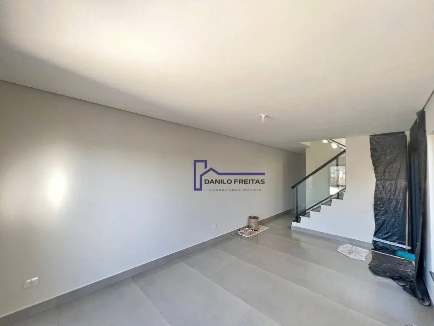 Foto 6 de Casa com 3 quartos à venda, 200m2 em Jardim do Lago, Atibaia - SP