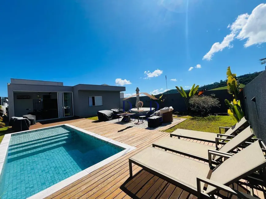 Foto 1 de Casa de Condomínio com 3 quartos à venda, 489m2 em Guaxinduva, Atibaia - SP