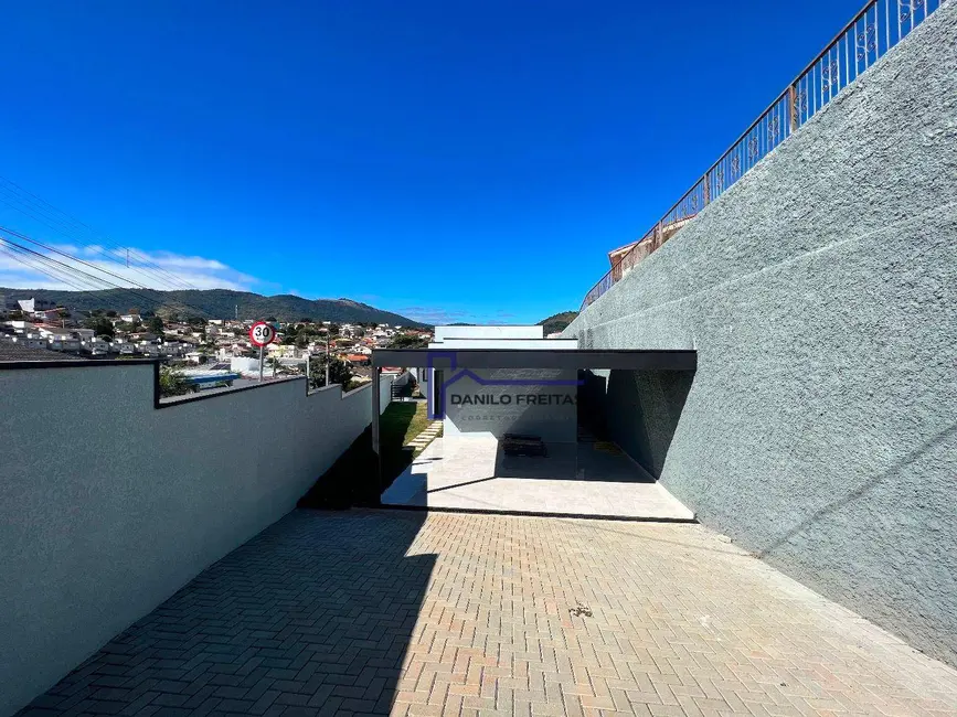 Casa com 3 quartos à venda, 480m2 em Jardim Paulista, Atibaia - SP - imagem 9 Foto 9 de Casa com 3 quartos à venda, 480m2 em Jardim Paulista, Atibaia - SP