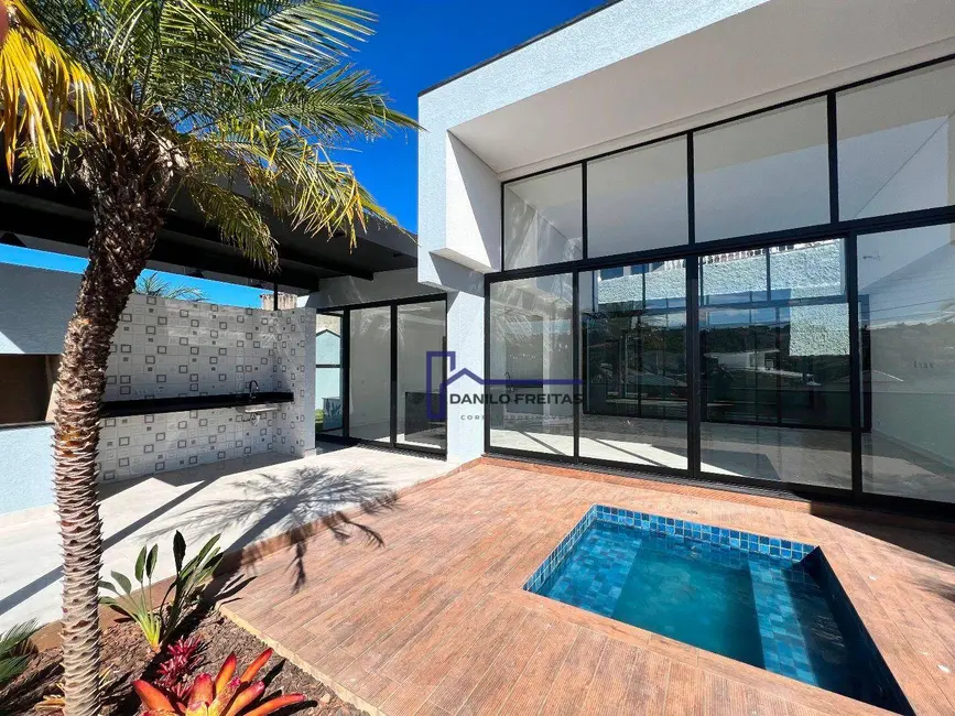 Casa com 3 quartos à venda, 480m2 em Jardim Paulista, Atibaia - SP - imagem 1 Foto 1 de Casa com 3 quartos à venda, 480m2 em Jardim Paulista, Atibaia - SP