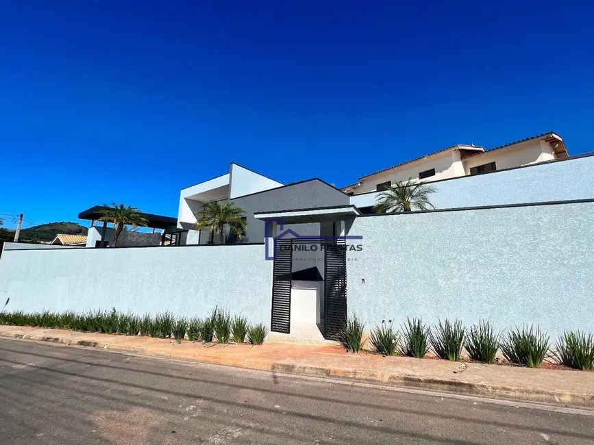 Casa com 3 quartos à venda, 480m2 em Jardim Paulista, Atibaia - SP - imagem 3 Foto 3 de Casa com 3 quartos à venda, 480m2 em Jardim Paulista, Atibaia - SP