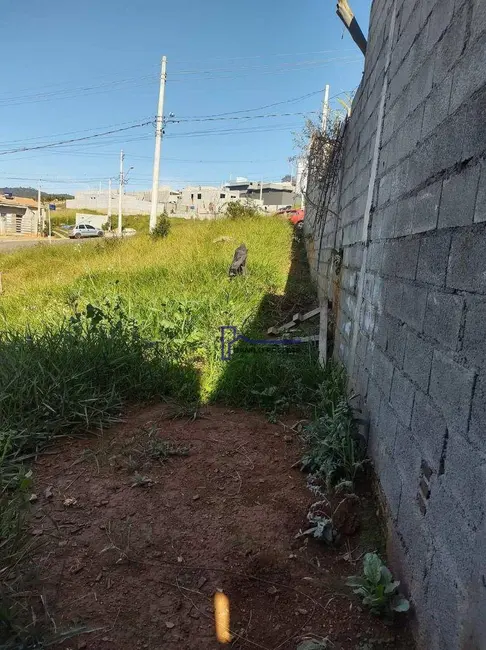 Foto 2 de Terreno / Lote à venda, 200m2 em Bom Jesus Dos Perdoes - SP