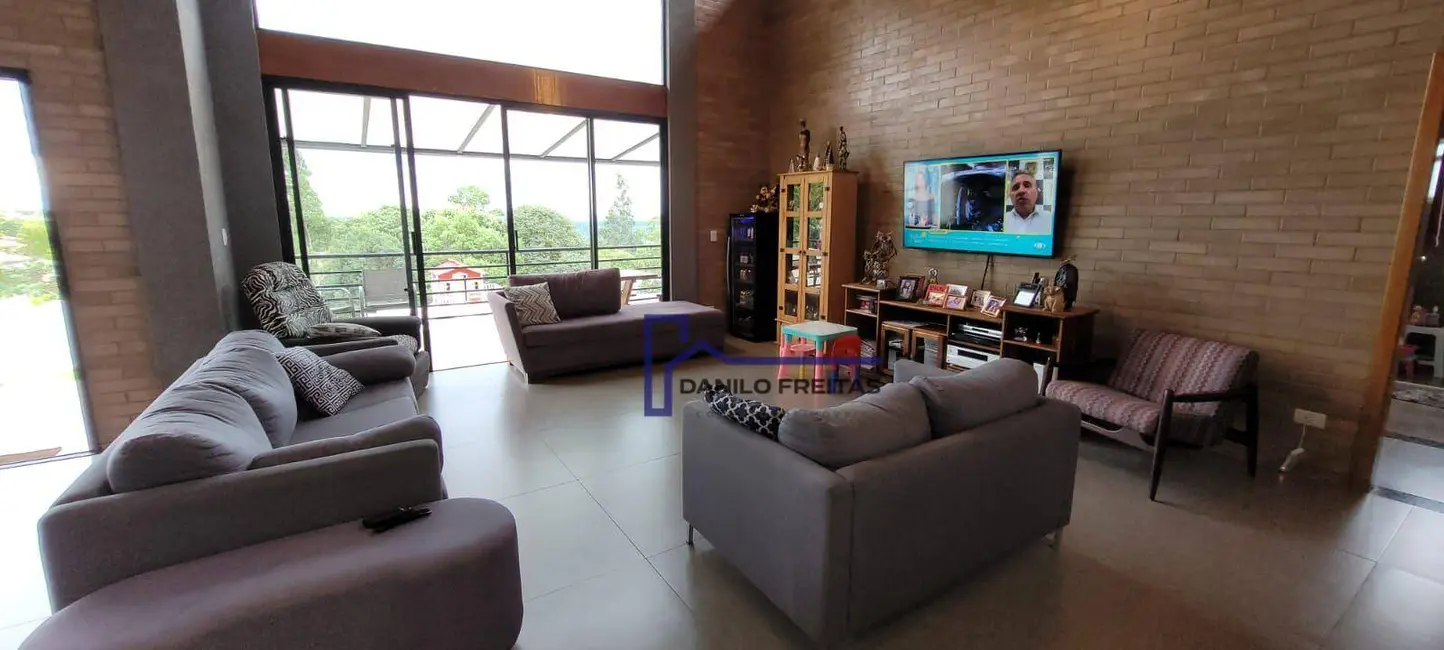 Foto 8 de Casa de Condomínio com 3 quartos à venda, 1000m2 em Estância Santa Maria do Laranjal, Atibaia - SP