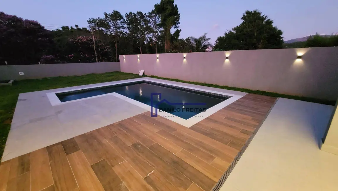 Foto 3 de Casa com 3 quartos à venda, 420m2 em Loteamento Retiro Recanto Tranquilo, Atibaia - SP