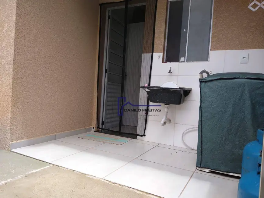 Casa com 2 quartos à venda, 150m2 em Jardim Santo Antônio, Atibaia - SP - imagem 6 Foto 6 de Casa com 2 quartos à venda, 150m2 em Jardim Santo Antônio, Atibaia - SP