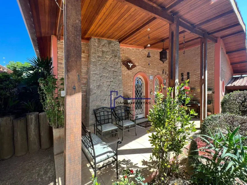 Foto 4 de Casa com 3 quartos à venda, 733m2 em Vila Esperia ou Giglio, Atibaia - SP