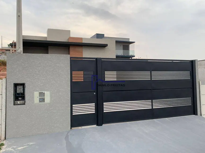 Foto 3 de Casa com 3 quartos à venda, 189m2 em Atibaia - SP