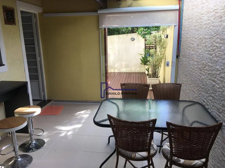 Foto 2 de Casa de Condomínio com 2 quartos à venda, 180m2 em Vila dos Netos, Atibaia - SP
