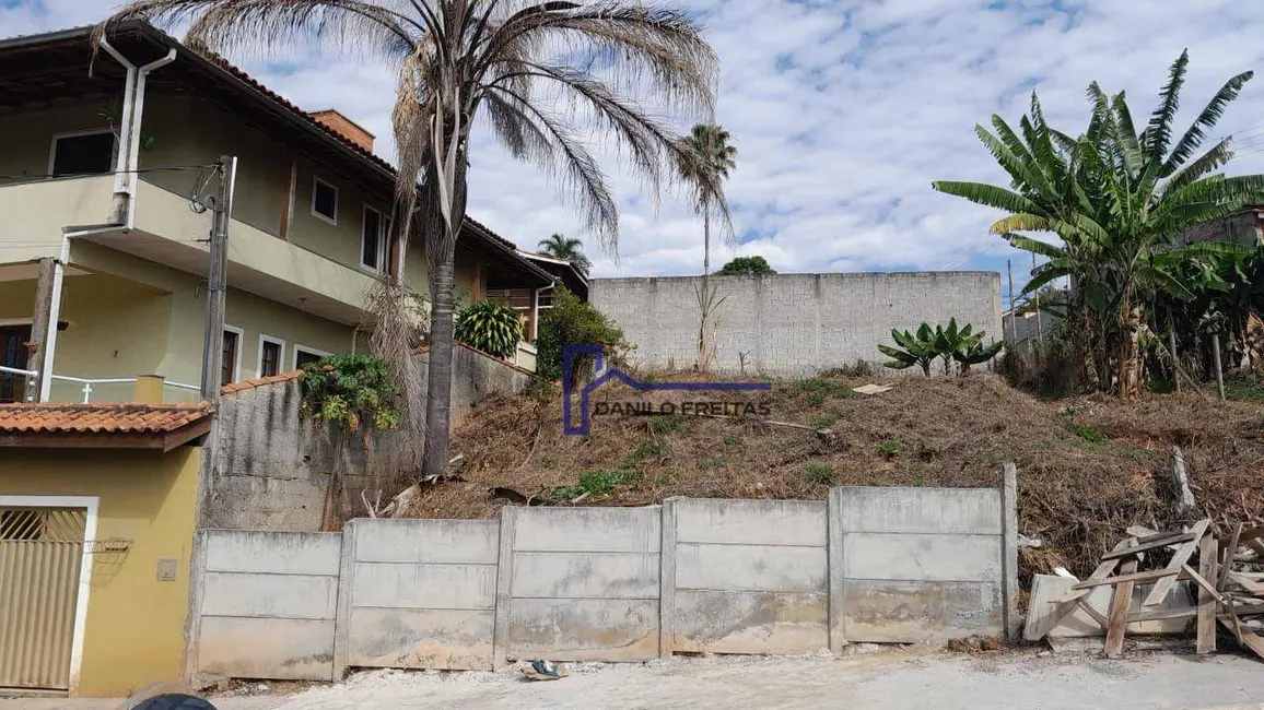 Foto 1 de Terreno / Lote à venda, 300m2 em Chácaras Fernão Dias, Atibaia - SP