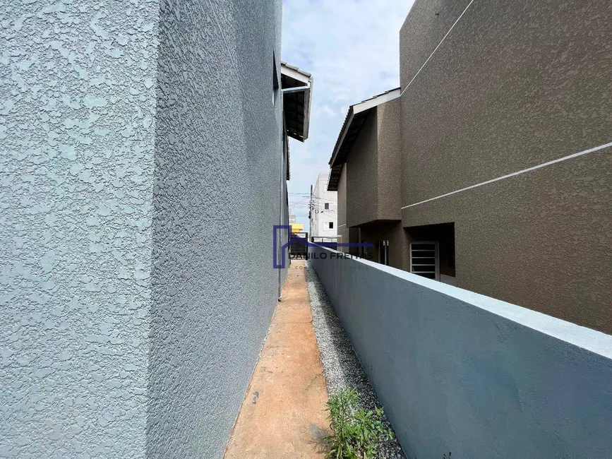 Foto 3 de Casa com 2 quartos à venda, 80m2 em Nova Cerejeira, Atibaia - SP