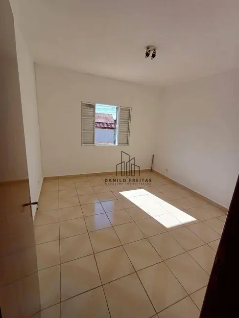 Foto 9 de Casa com 2 quartos à venda, 171m2 em Jardim Alvinópolis, Atibaia - SP