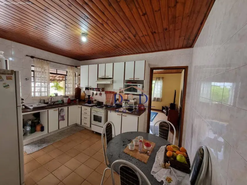 Foto 3 de Casa com 4 quartos à venda, 360m2 em Jardim dos Pinheiros, Atibaia - SP